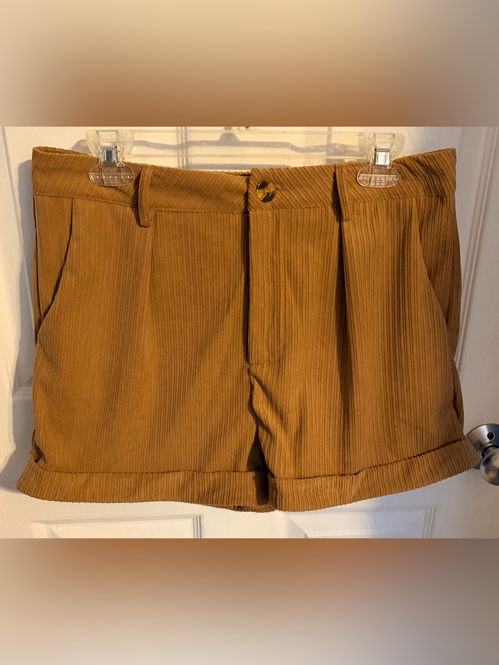 Shorts corduroy cuffed women’s size large New
